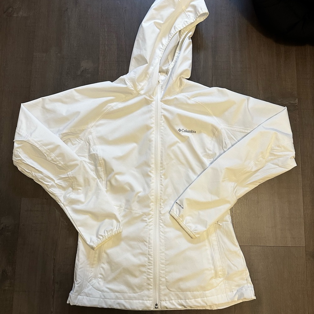 Columbia White Ski & Snow Jacket
